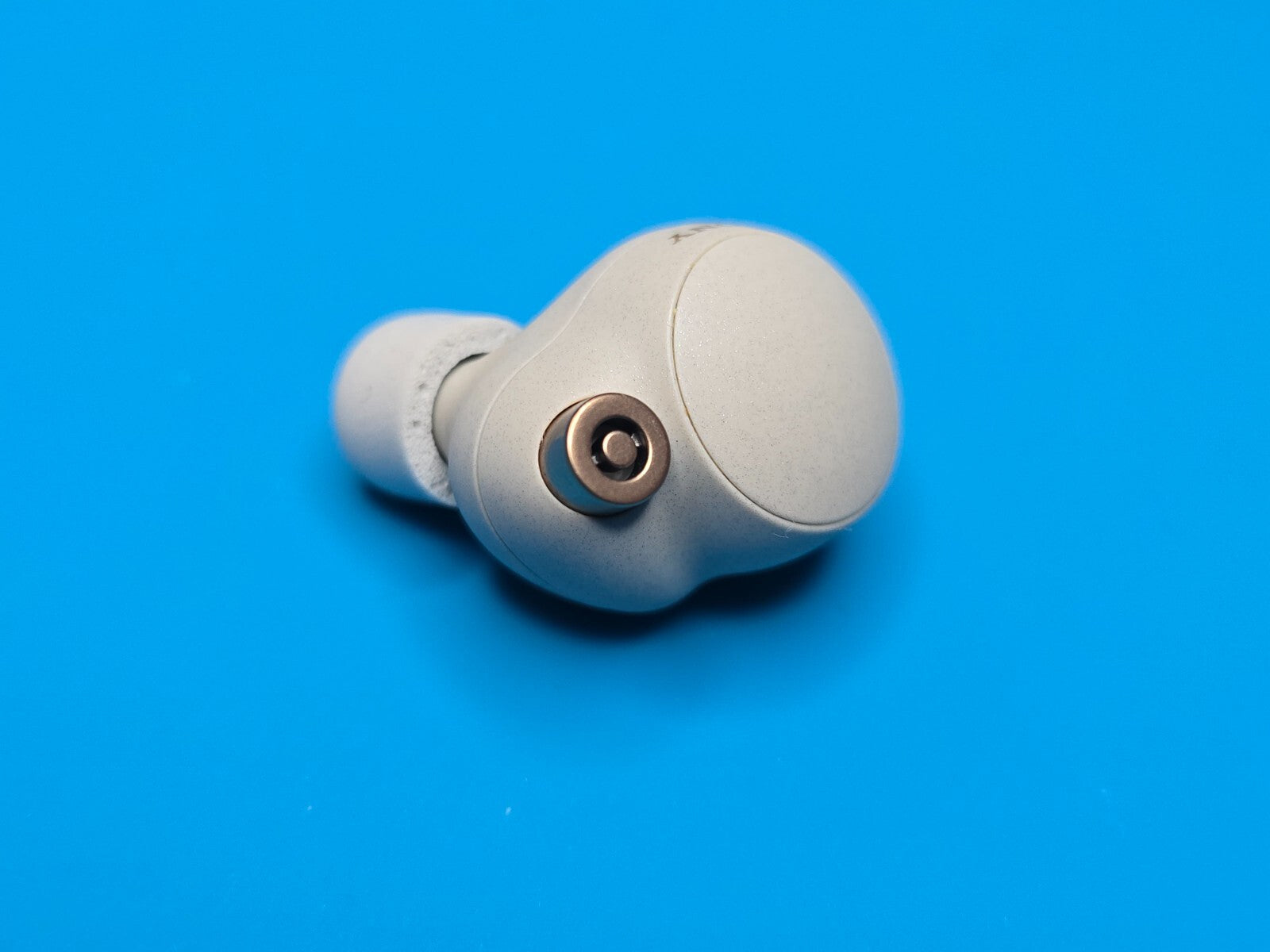 *BRAND NEW BATTERY* Left Ear ONLY Sony WF-1000XM4 Earbud (L) - Silver/Beige