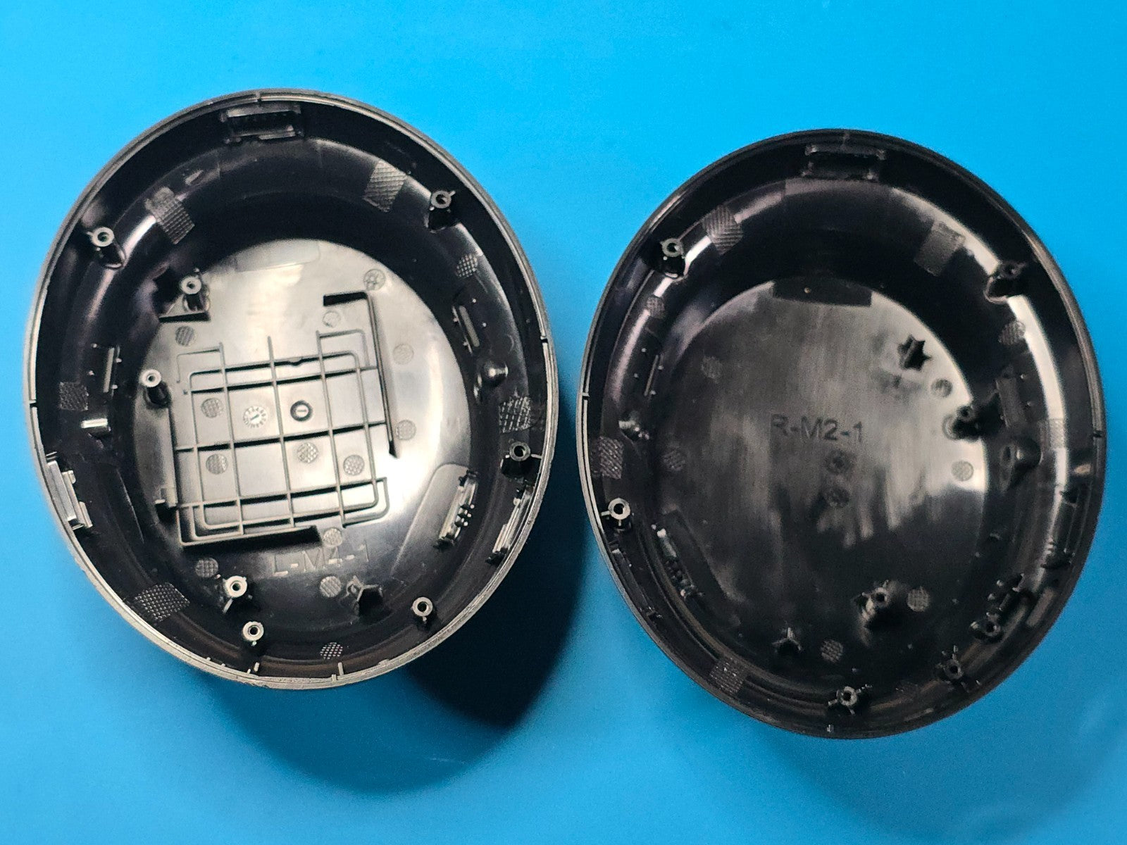 Bose Quietcomfort Ultra Headphones - Replacement Earcup Housing - Black