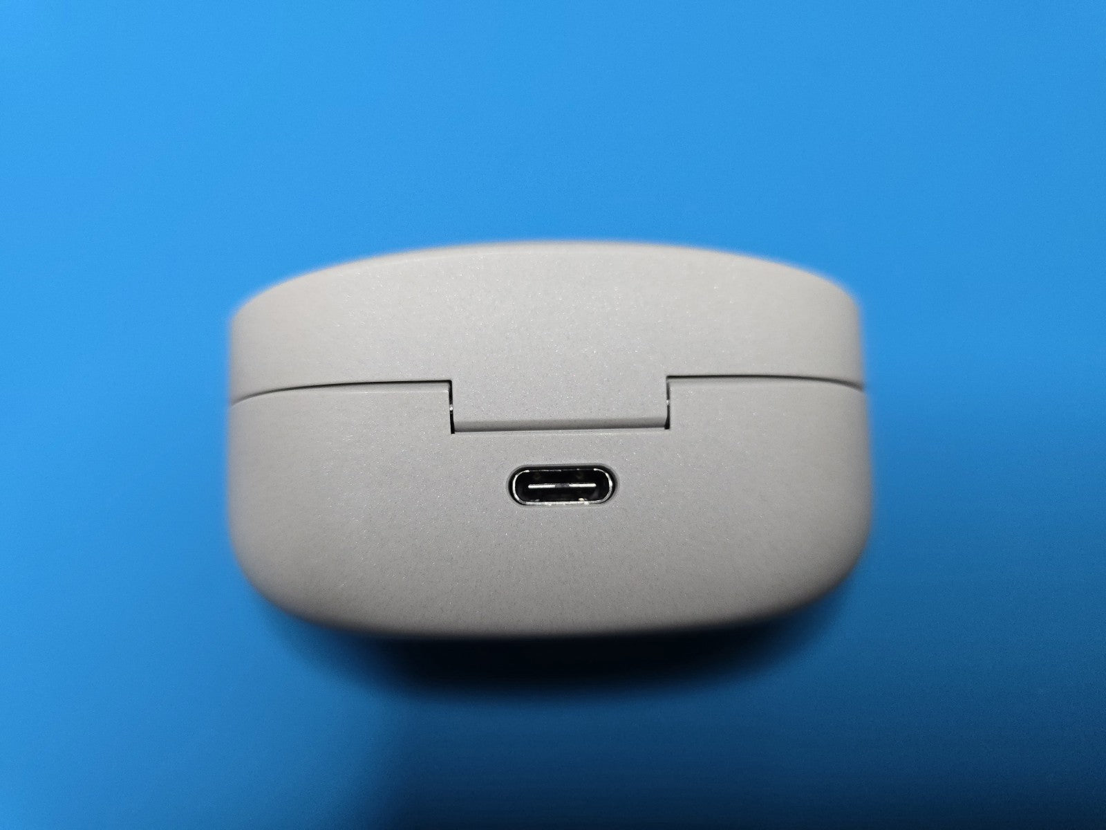 Charging Case ONLY Sony WF-1000XM4 *BRAND NEW BATTERY* - Silver/Beige