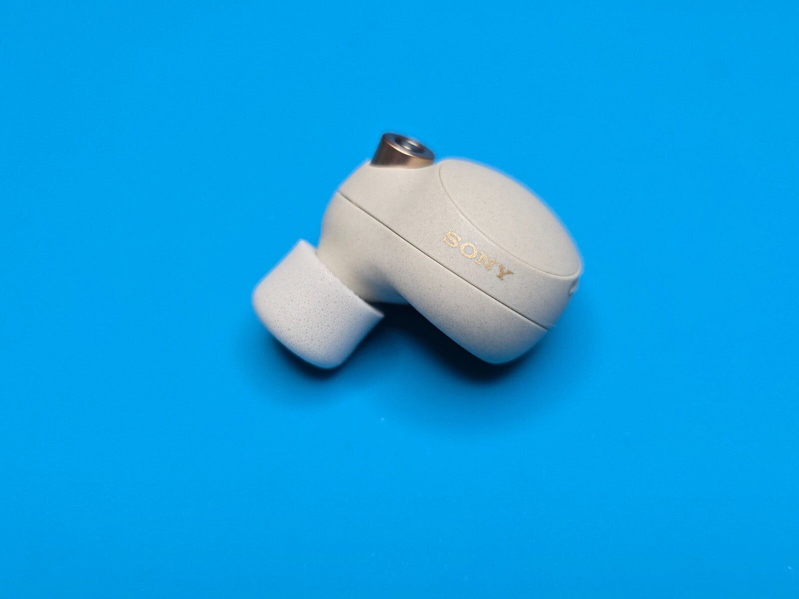 *BRAND NEW BATTERY* Right Ear ONLY Sony WF-1000XM4 Earbud (R) - Silver/Beige