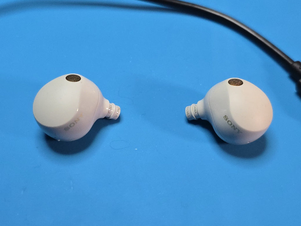 Sony WF-1000XM5 Wireless Over-the-Ear Headphones - Silver/Beige